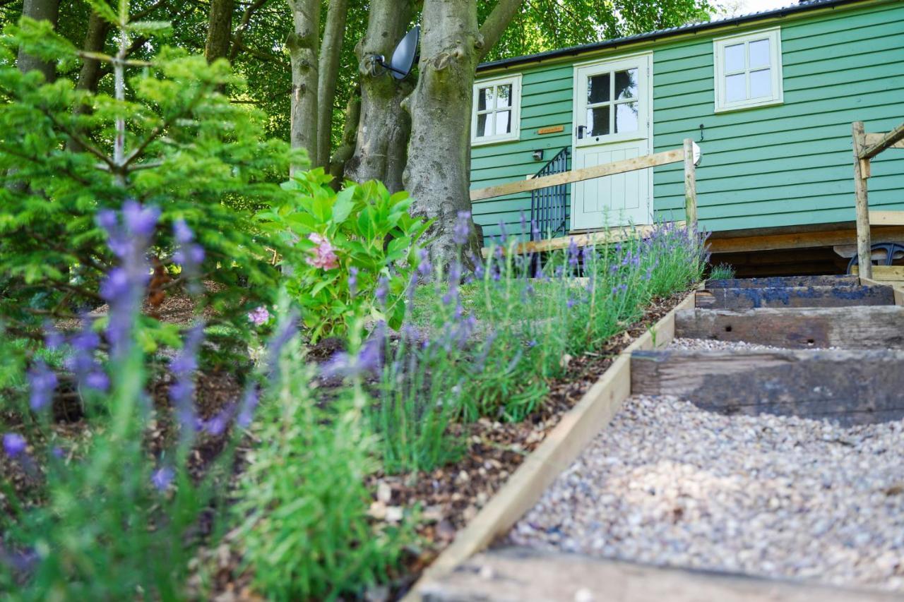 Upper Hulme Lavender Retreat With Private Hot Tub旅馆 外观 照片
